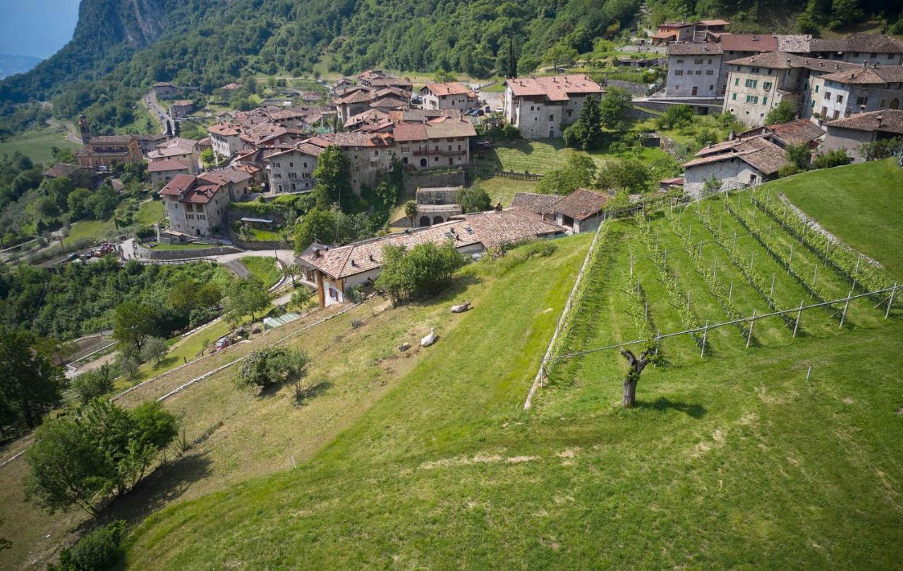 Villa Le Terre Di Gu Tenno Exterior foto