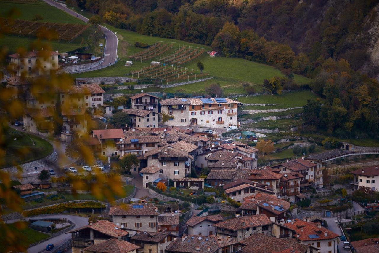 Villa Le Terre Di Gu Tenno Exterior foto